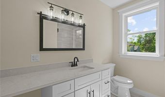 50 Prospect Ave, Jamestown, RI 02835