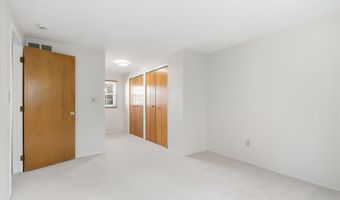 2825 Tuebingen Pkwy, Ann Arbor, MI 48105