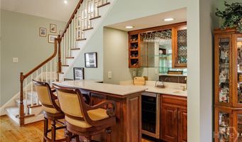 101 Middleton Ct, Athens, GA 30606