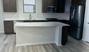 719 W Spaniel Dr, Ann Arbor, MI 48108
