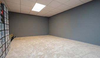 6904 Ruby Ct, Austintown, OH 44515