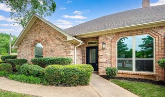 3700 Wimberly Dr, Bedford, TX 76021