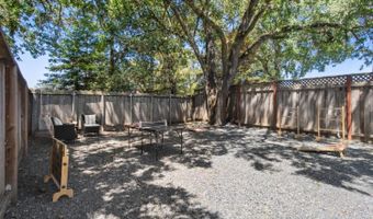 1039 Stevenson St, Santa Rosa, CA 95404