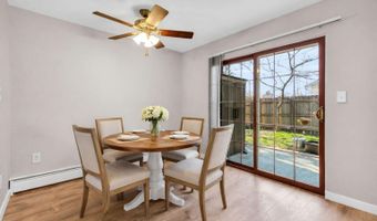 9 King James Ln, Atlantic Highlands, NJ 07716