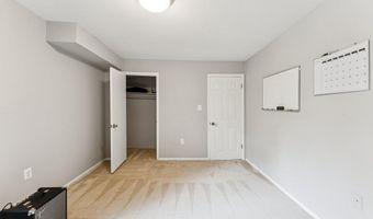 3376 WOODBURN Rd 23, Annandale, VA 22003