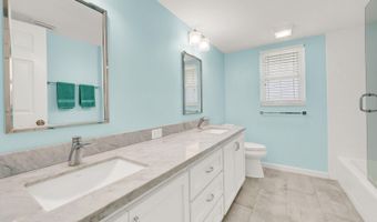 341 Glenbrook Dr, Atlantis, FL 33462