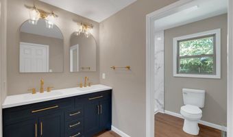 221 Greenland Rd, Anderson, SC 29626