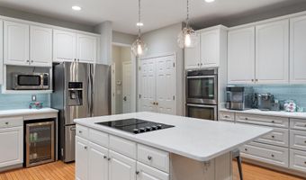 22 POTTERS Ln, Annapolis, MD 21403