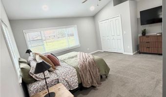 1301 N Main St, Amherst, OH 44001