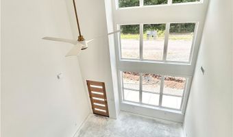 2 Haslemere Dr, Bella Vista, AR 72714