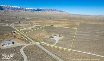 5 Cowboy Dr, Clark, WY 82435