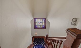24 Thurston Ave, Newport, RI 02840