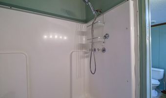 2 Windsor Dr, Alfred, ME 04002