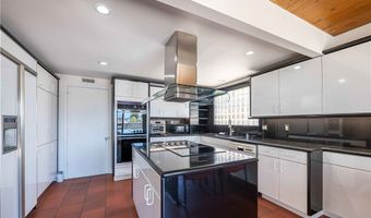 5629 Rainbow Crest Dr, Agoura Hills, CA 91301