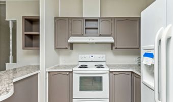 10523 SE LINWOOD Ave 7, Milwaukie, OR 97222