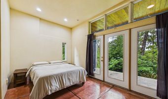 448 Tanglewood Rd, Arcata, CA 95521