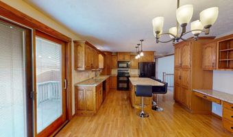 918 S 1st St, Albion, NE 68620