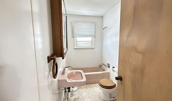 36 E Ronning Ave, Appleton, MN 56208