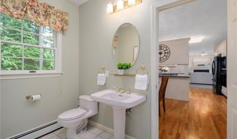 95 River Farm Dr, East Greenwich, RI 02818