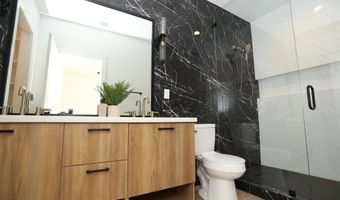 2308 Sage St, Carlsbad, NM 88220