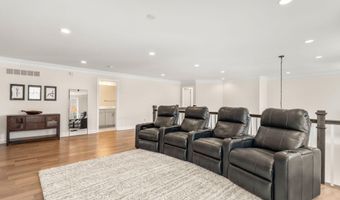 3078 N Spurway Dr, Ann Arbor, MI 48105
