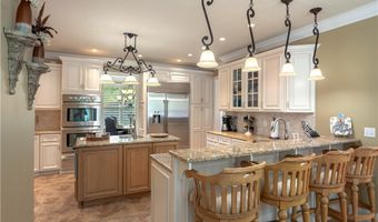 948 Little Coal River Rd, Alum Creek, WV 25003