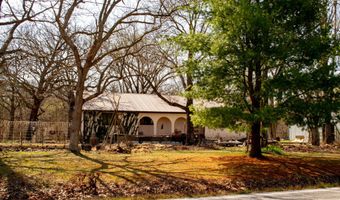 236 State Route Y, Arcola, MO 65603