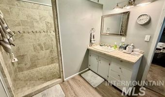 908 Pine St, Anatone, WA 99401