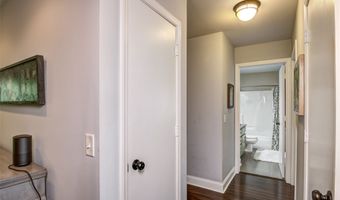 1312 Knollwood Trl, Altoona, WI 54720