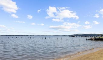 527 Lee Cir, Annapolis, MD 21403