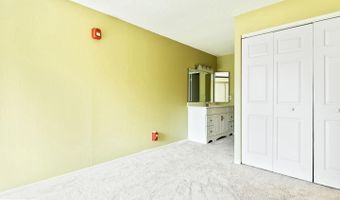 60 S VAN DORN St 507, Alexandria, VA 22304