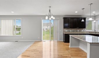 15365 Eagle Creek Way, Apple Valley, MN 55124