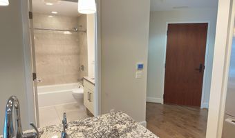 7171 WOODMONT Ave 606, Bethesda, MD 20815