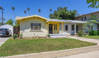 911 N Dos Robles Pl, Alhambra, CA 91801