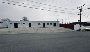 10 Alcazar Ave, Johnston, RI 02919