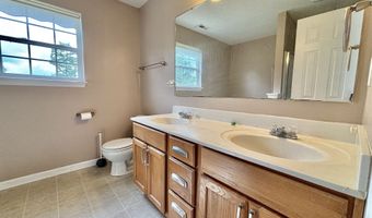 5571 Auburndale Dr, Bargersville, IN 46106