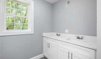 111 Cider Mill Rd, North Smithfield, RI 02896