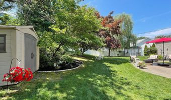 162 Ivy Hill Dr, Aberdeen, NJ 07747