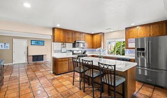 1070 Paula Way, Escondido, CA 92027