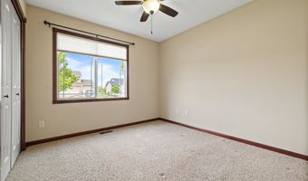 620 28th St SE, Altoona, IA 50009