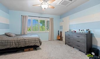 9835 Edgelake Dr, La Mesa, CA 91941