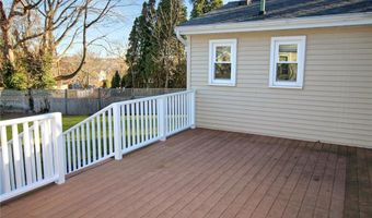 7 Restmere Ter, Middletown, RI 02842