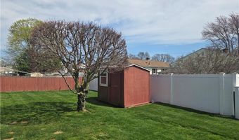 11 Coes St, North Providence, RI 02904