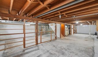 104 E North St, Albion, IA 50005