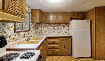 22069 ERICA Dr, Aurora, OR 97002