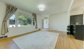 506 5TH St, Armstrong, IA 50514