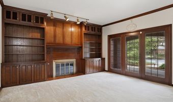 8204 Brownsville Ln, Bethany, OK 73008