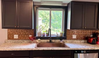 127 Swan Lake Ave, Belfast, ME 04915