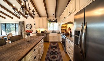 28322 Meadow Glen Way W, Escondido, CA 92026