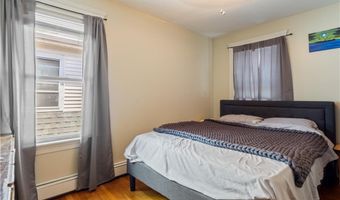 871 Smithfield Ave, Lincoln, RI 02865